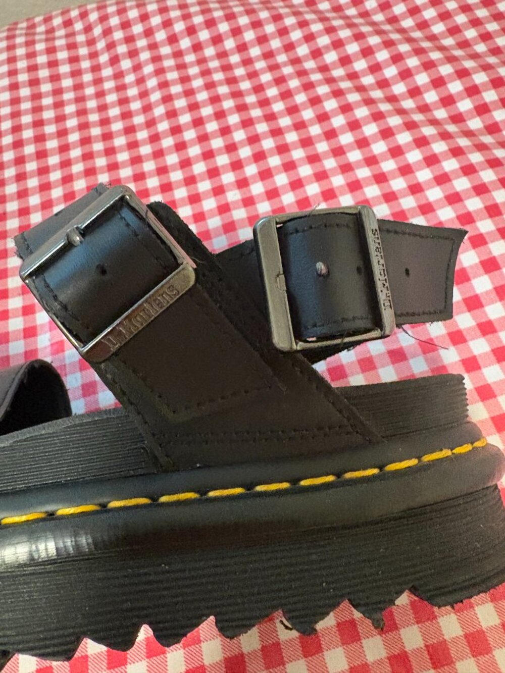 Doc Martens Black Voss Hydro Yellow Welt Stitching Sandals Size 7 - Picture 8 of 10